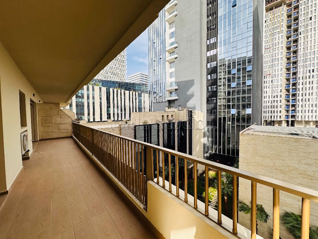 شقة للإيجار بالوازيس. المساحة الكلية 120 م². مع مصعد وشرفة