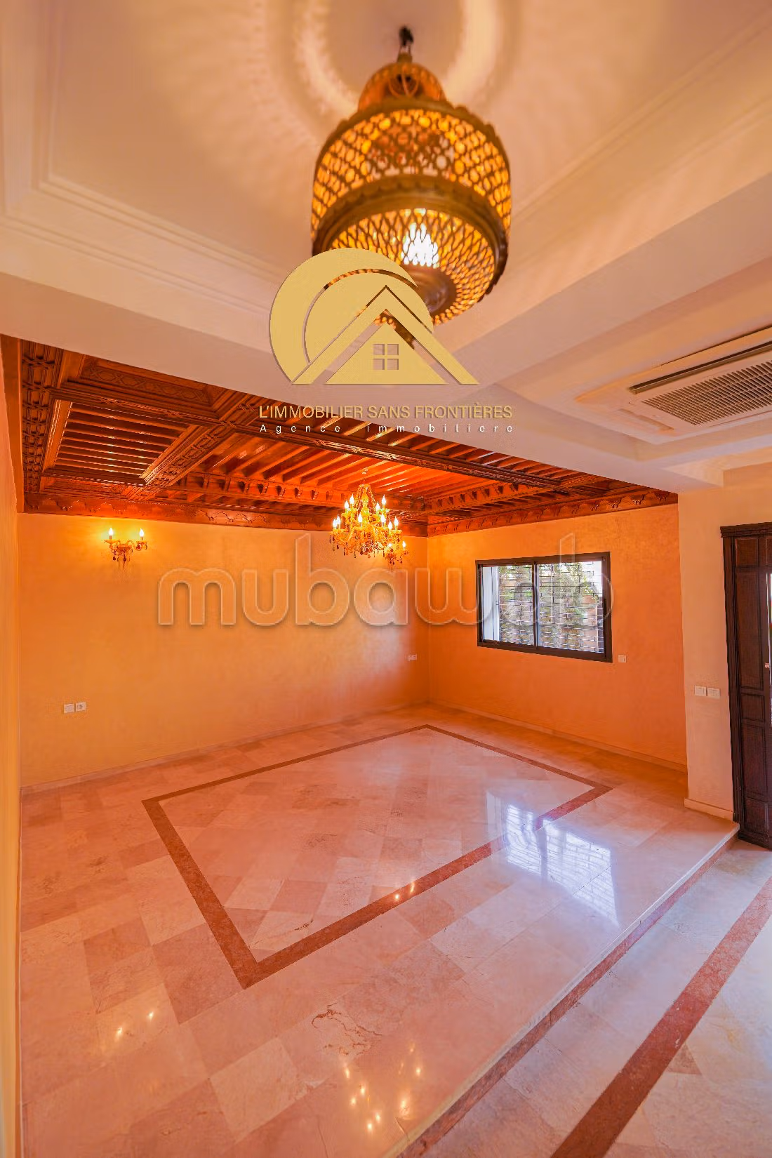 Villa vide à vendre, piscine jardin privés, Targa