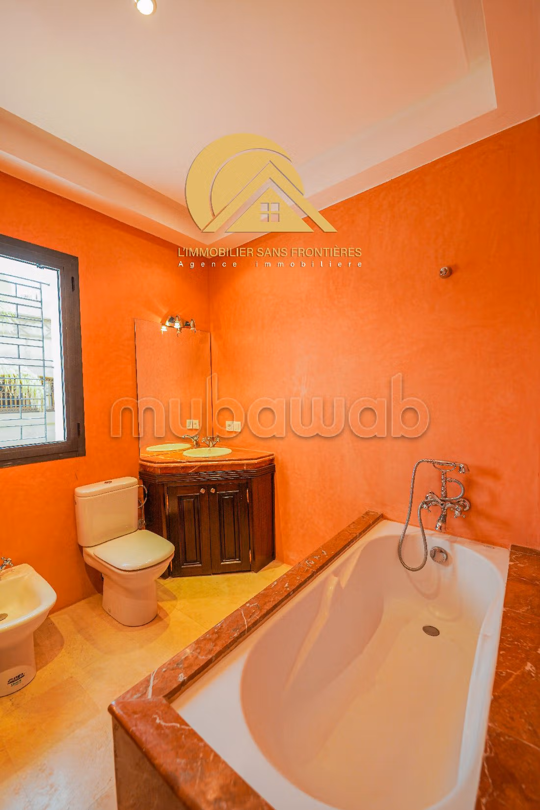 Villa vide à vendre, piscine jardin privés, Targa