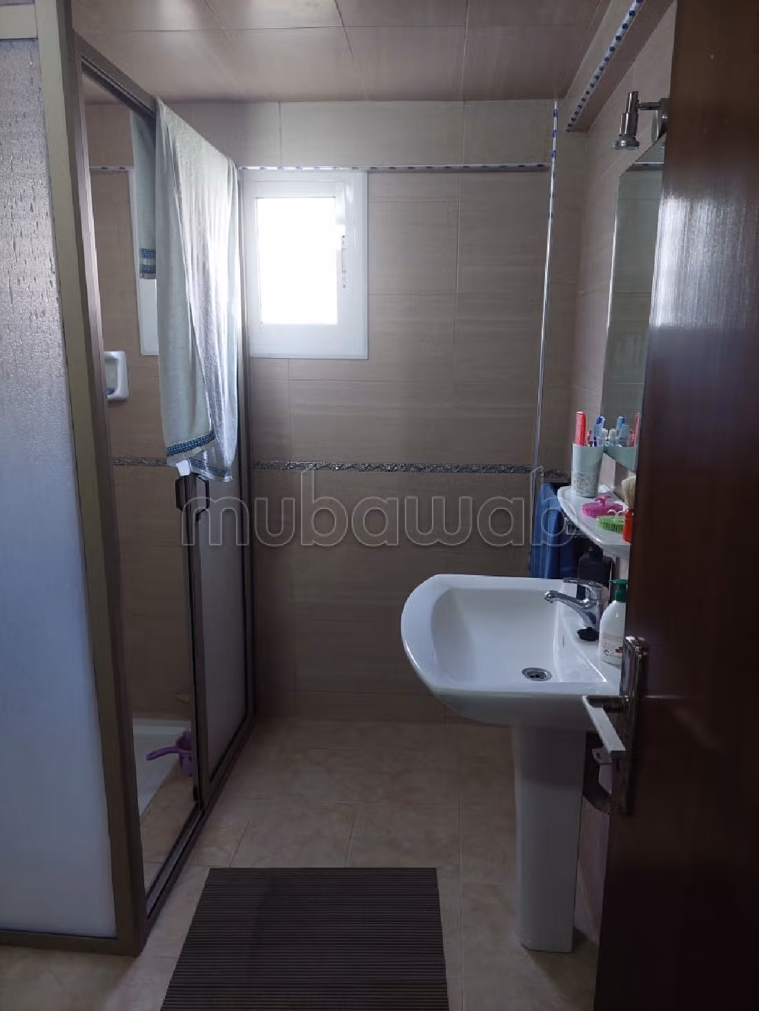 Fabulous villa for sale in El Hadadda. Area 250 m². Typical Moroccan living room, secured residence. 