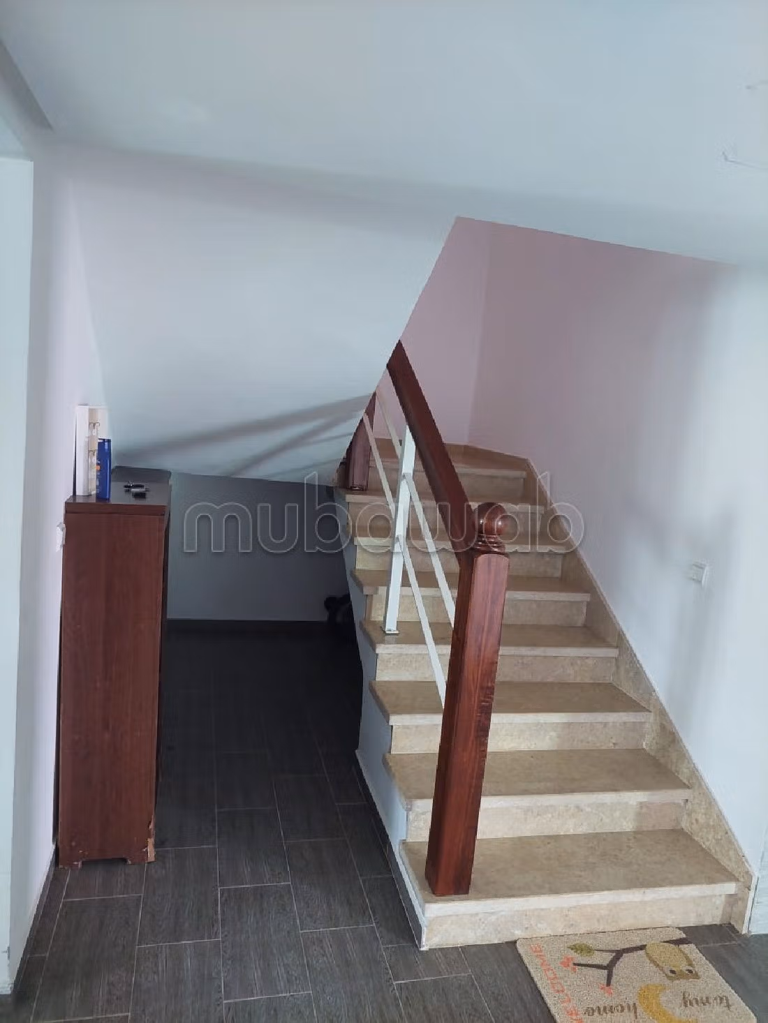 Fabulous villa for sale in El Hadadda. Area 250 m². Typical Moroccan living room, secured residence. 