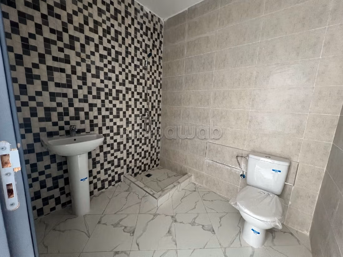 Beautiful apartment for sale in Aouama Gharbia. Large area 55 m². Satellite dish and security.