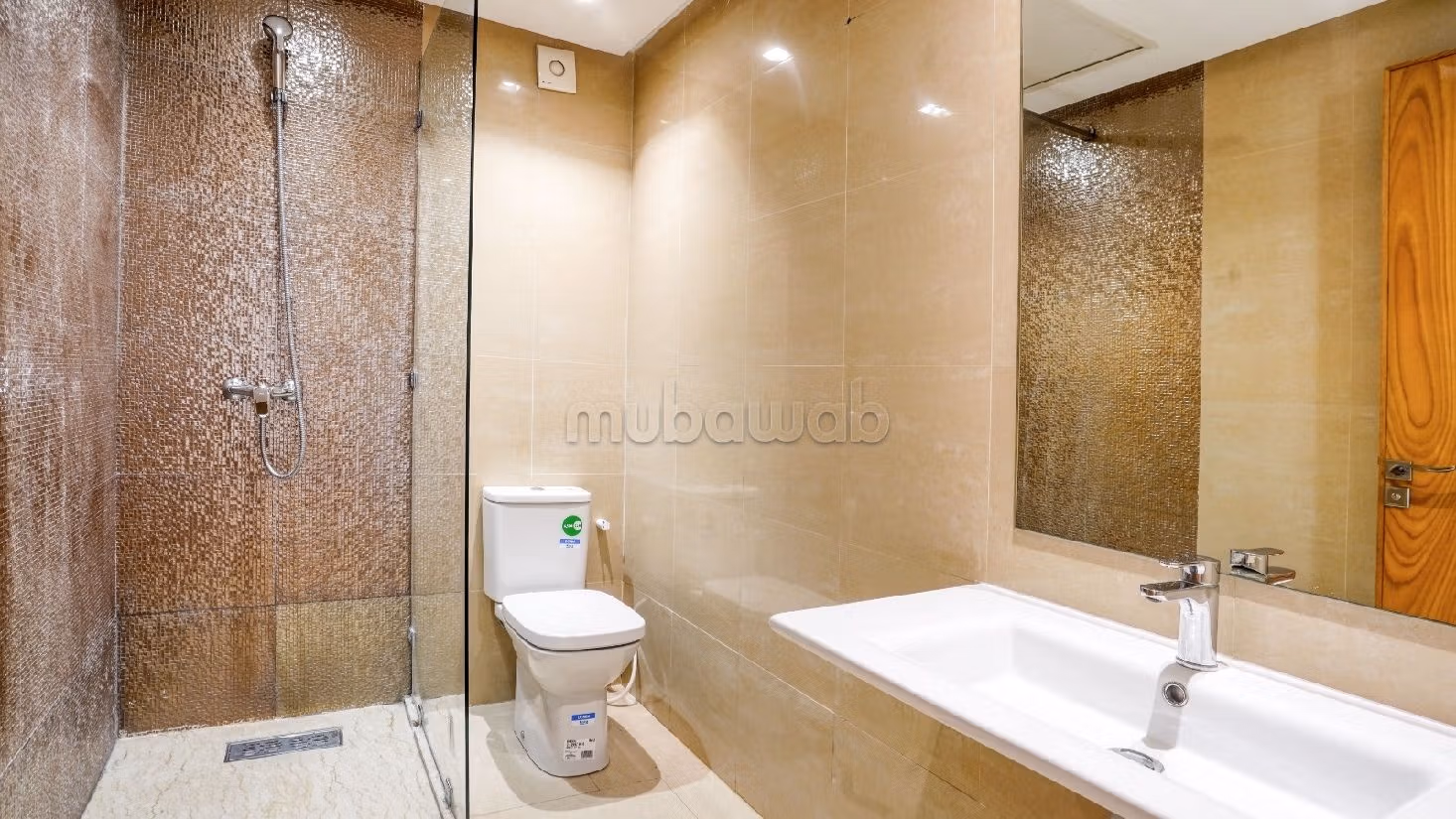 Lovely apartment for rent in Palmier. 4 comfortable rooms. Double glazed windows and reinforced door.