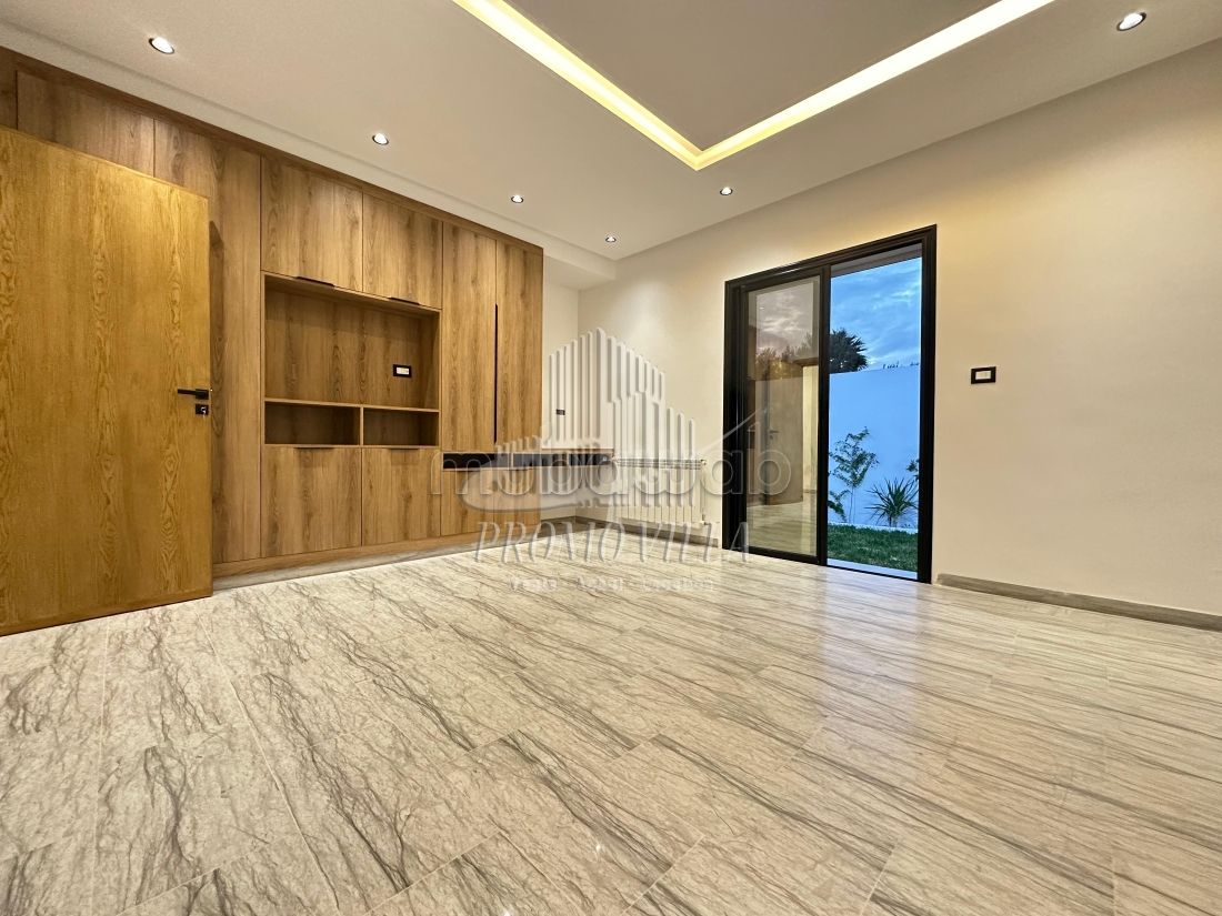 a charming single storey villa with swimming pool