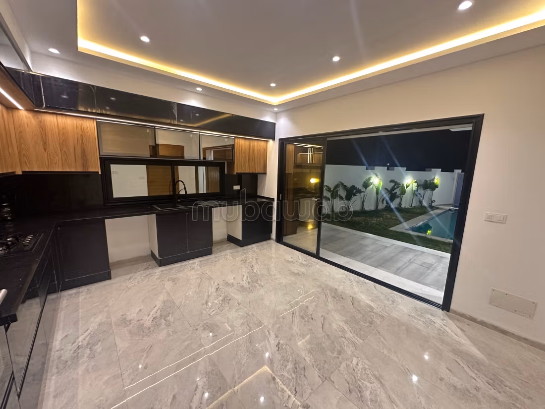 a charming single storey villa with swimming pool