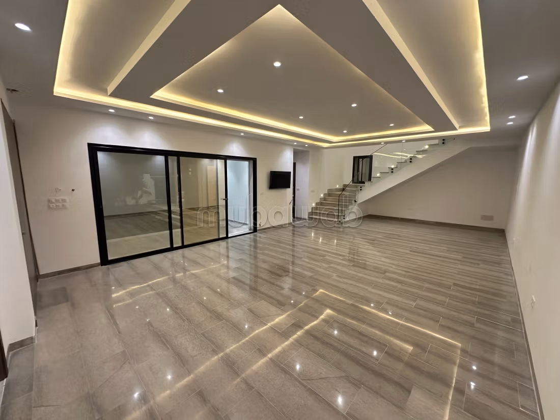 a charming single storey villa with swimming pool