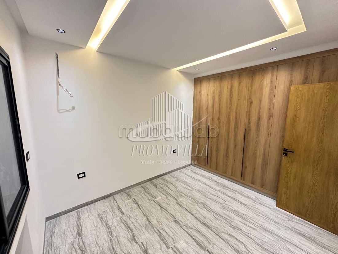 a charming single storey villa with swimming pool