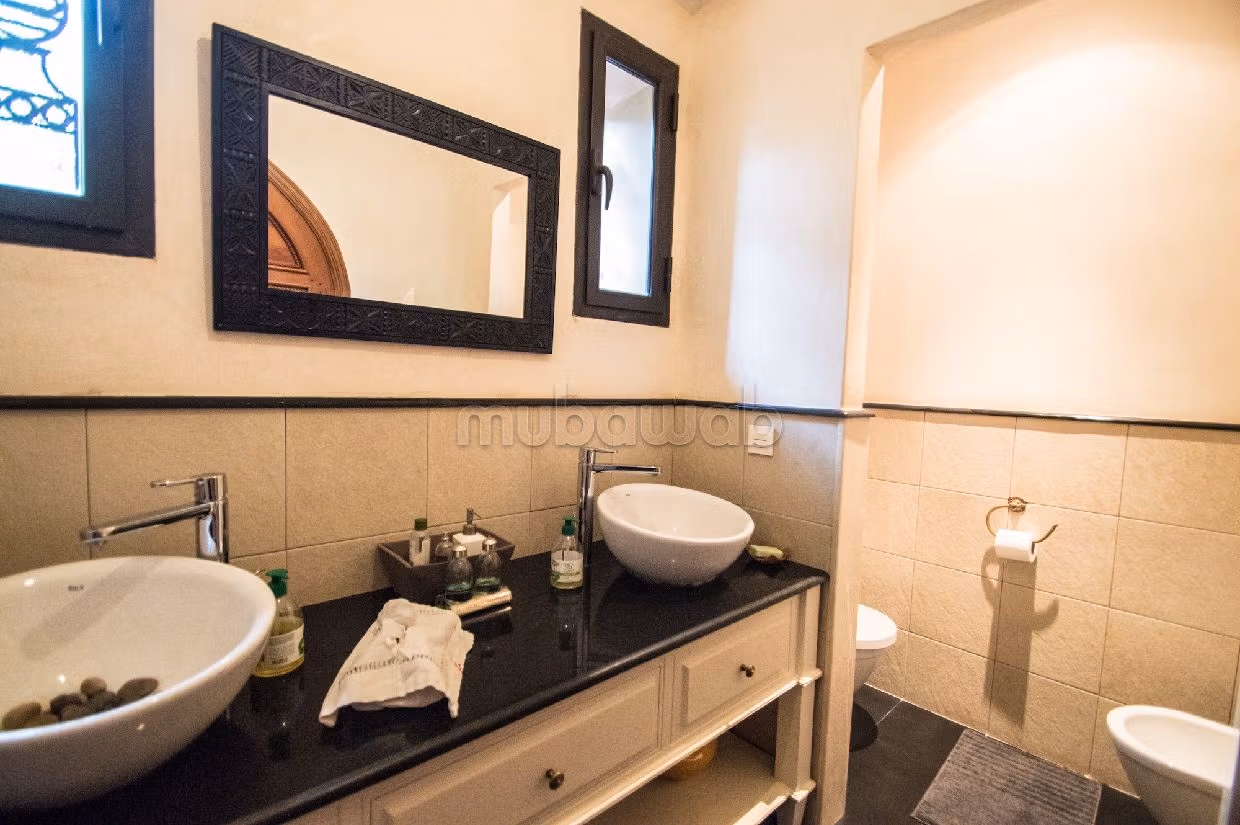 Te koop: villa's en luxe woningen in Michouar. 9 Ruimtes. Met zwembad en airconditioning. 