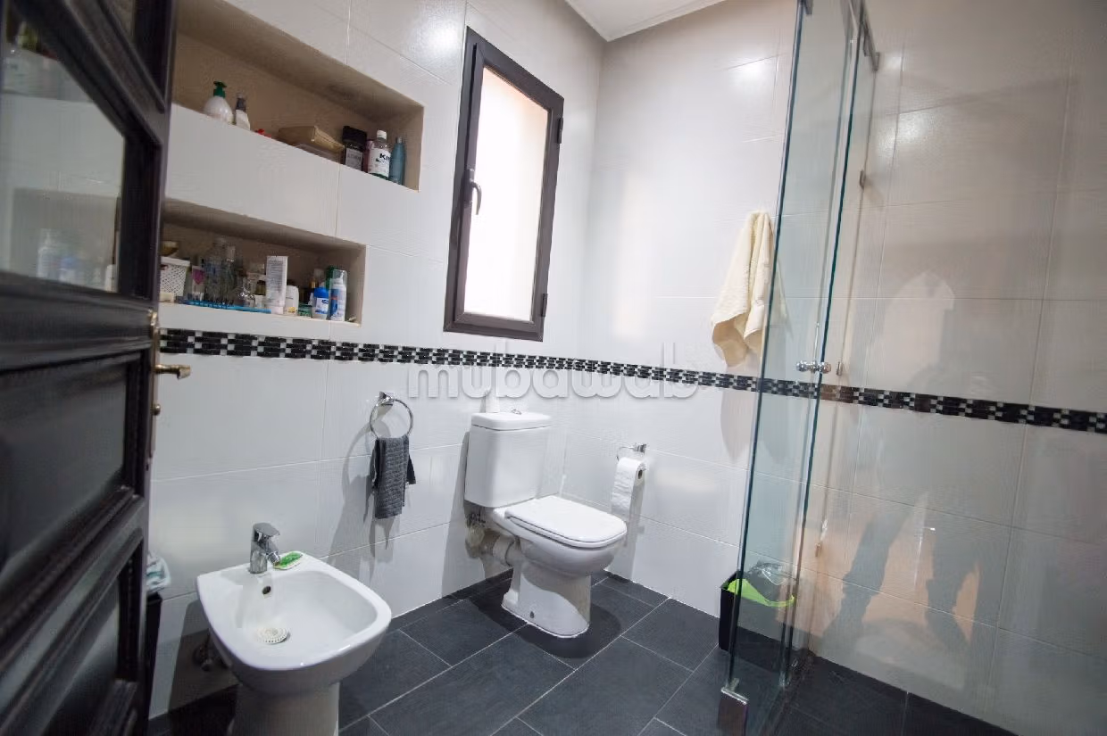 Te koop: villa's en luxe woningen in Michouar. 9 Ruimtes. Met zwembad en airconditioning. 