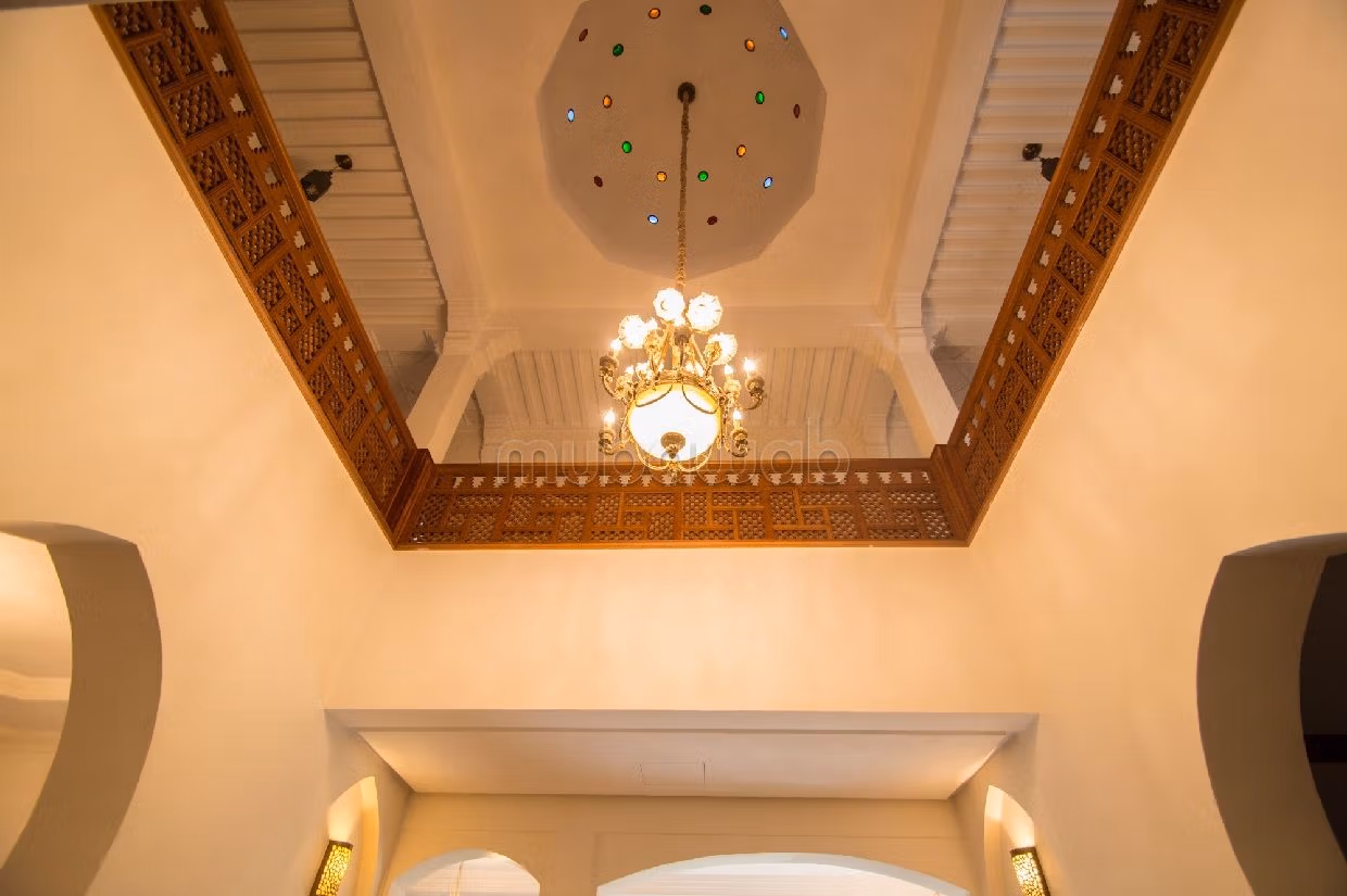 Te koop: villa's en luxe woningen in Michouar. 9 Ruimtes. Met zwembad en airconditioning. 