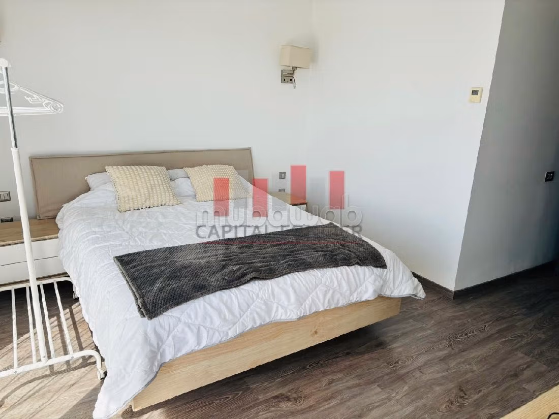 Alquila este piso en Ain Diab. Pequeña superficie 70 m². Bien decorado