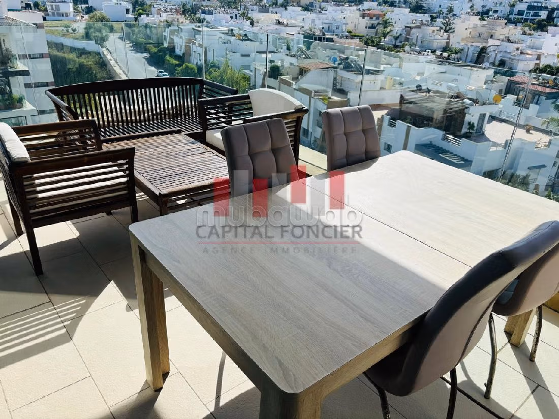 Alquila este piso en Ain Diab. Pequeña superficie 70 m². Bien decorado