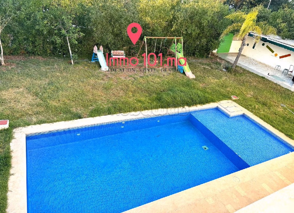 Luxury Villa for sale. 4 lovely rooms. General Satellite Dish, Secured neighbourhood. 