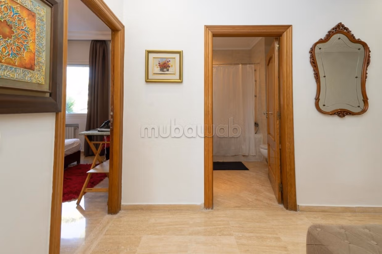 Villa di lusso in affitto a Ain Diab. 4 locali spaziosi. Piscina e servizio di concierge