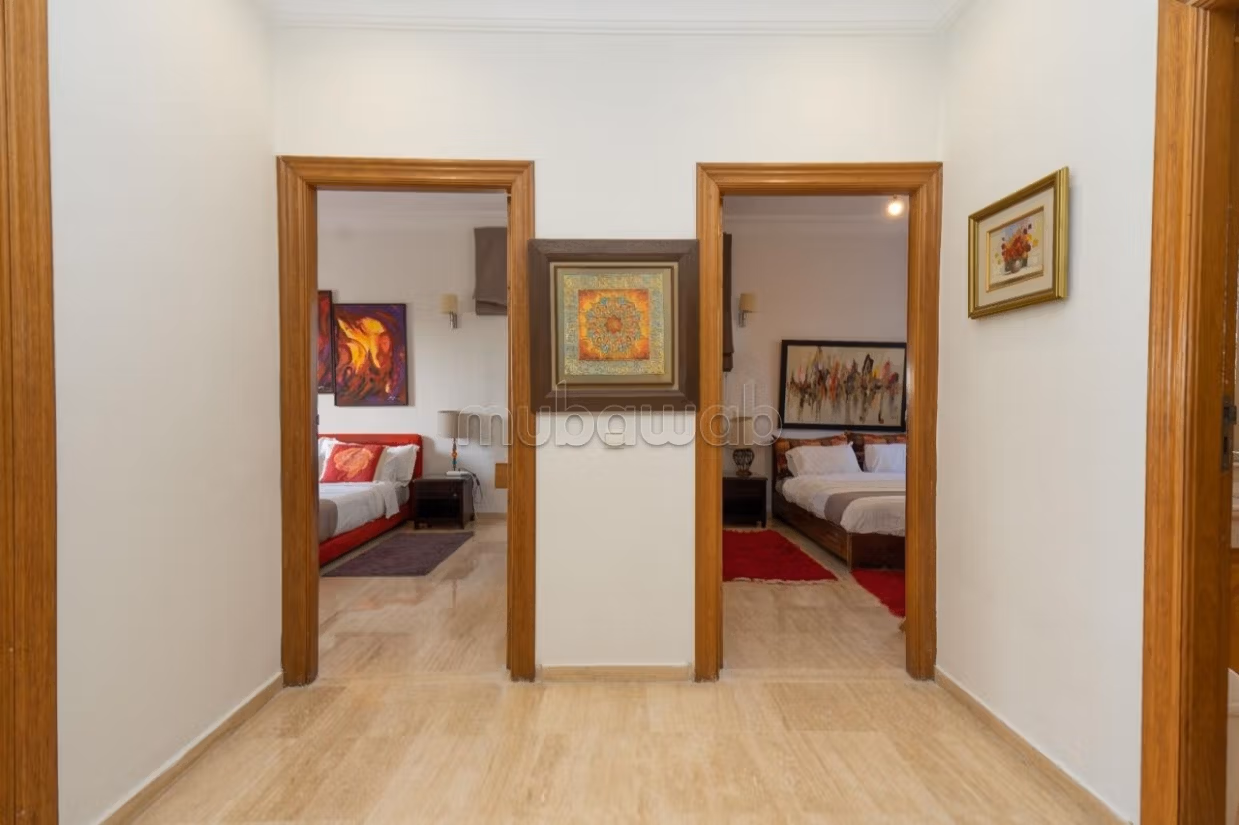 Villa di lusso in affitto a Ain Diab. 4 locali spaziosi. Piscina e servizio di concierge