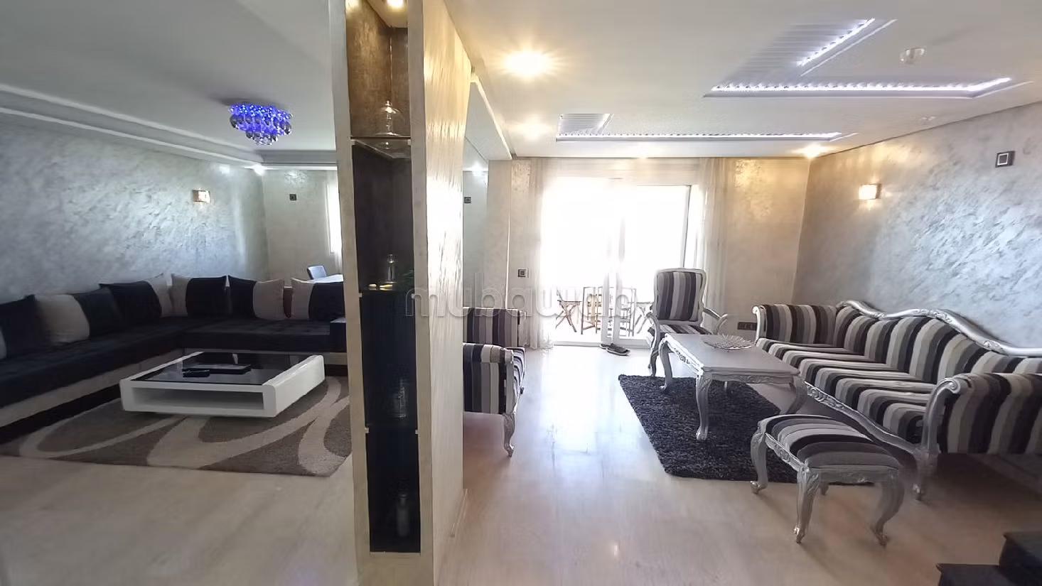 Encuentra un piso en alquiler en Californie. 3 bonitas habitaciones. Bien amueblado. 