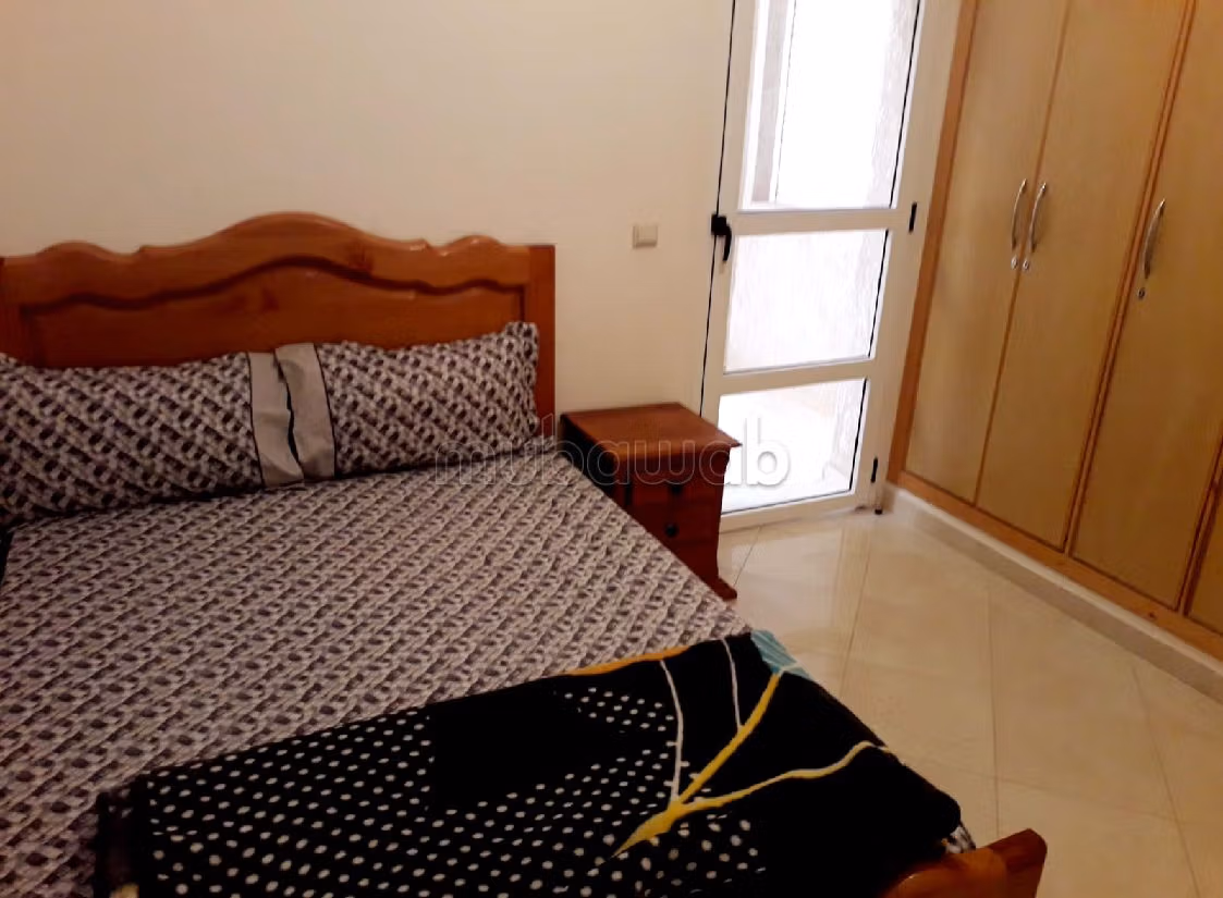 In de verhuur: appartementen in Marjane. Oppervlakte 91 m². Beveilingssysteem en traditionele woonkamer.