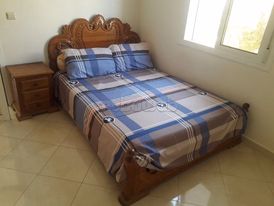 In de verhuur: appartementen in Marjane. Oppervlakte 91 m². Beveilingssysteem en traditionele woonkamer.