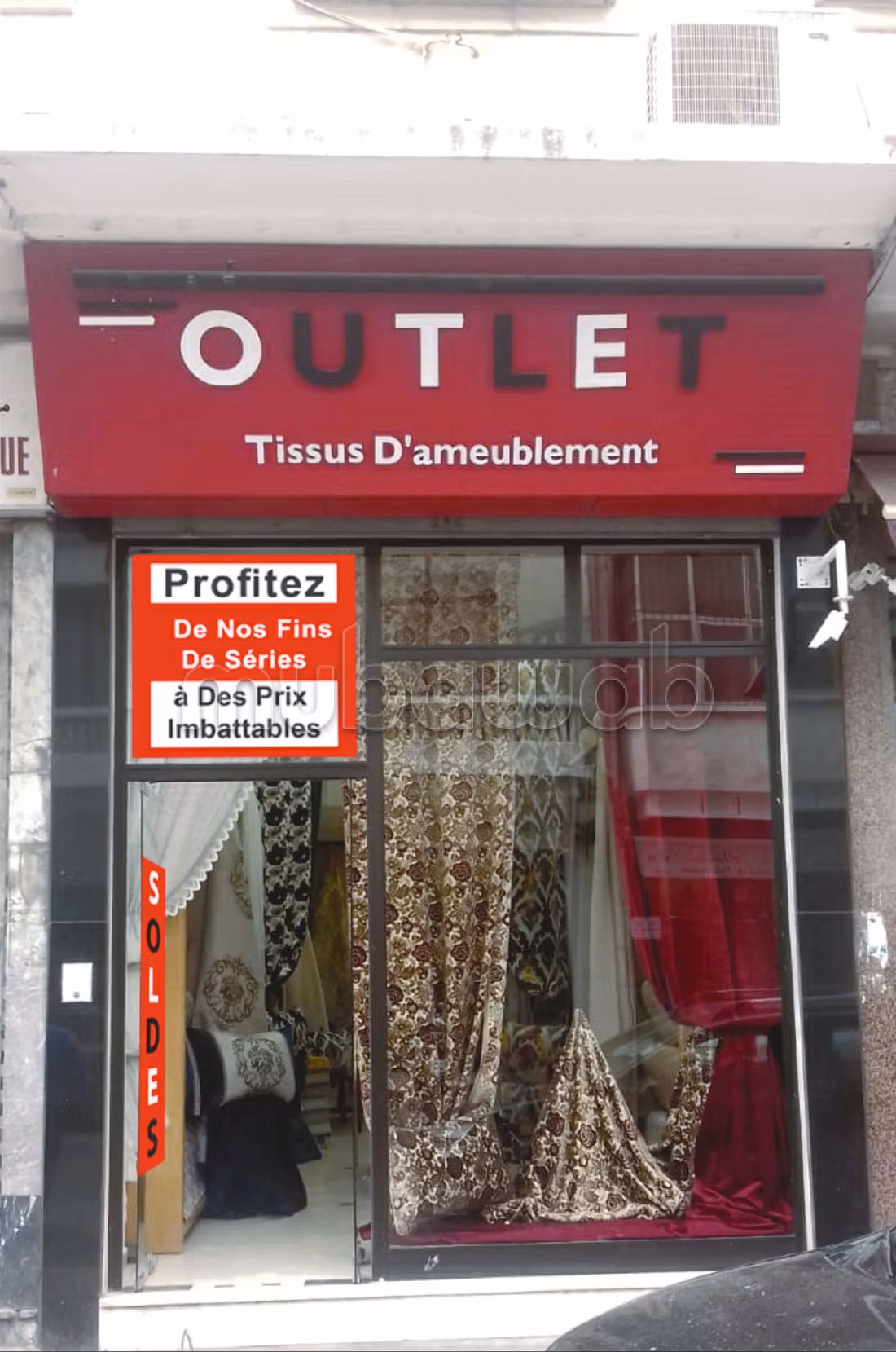 Local commercial à louer:
