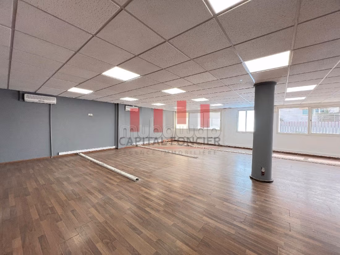 Plateau bureau de 220m2 à la location Gauthier immeuble pro