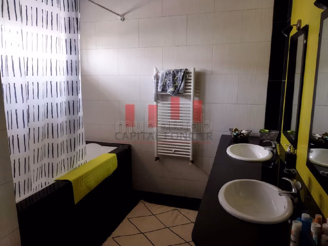 Villa moderne meublee