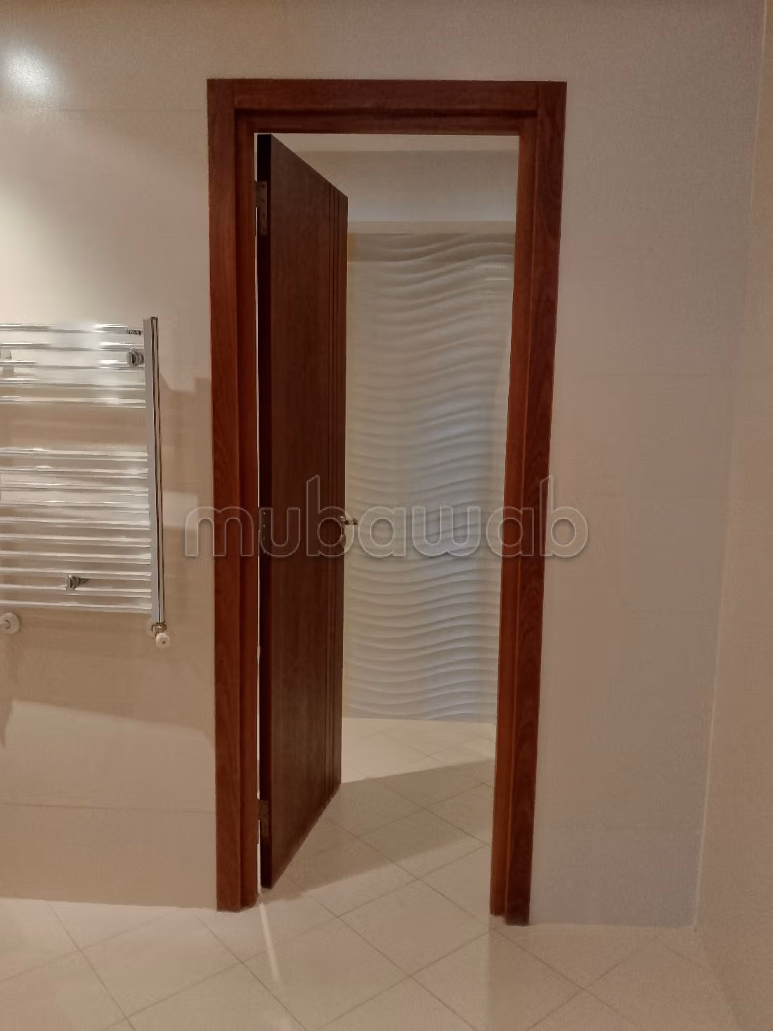 Affitta il tuo appartamento a Les Berges Du Lac 2. 5 locali. Vista sulle montagne, porta blindata. 