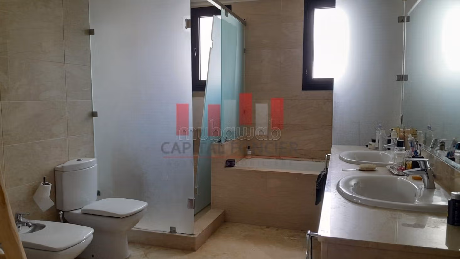 High quality villa rental in Ferme Bretonne Hay Arraha. 4 large living areas. Usable fireplace, caretaker service