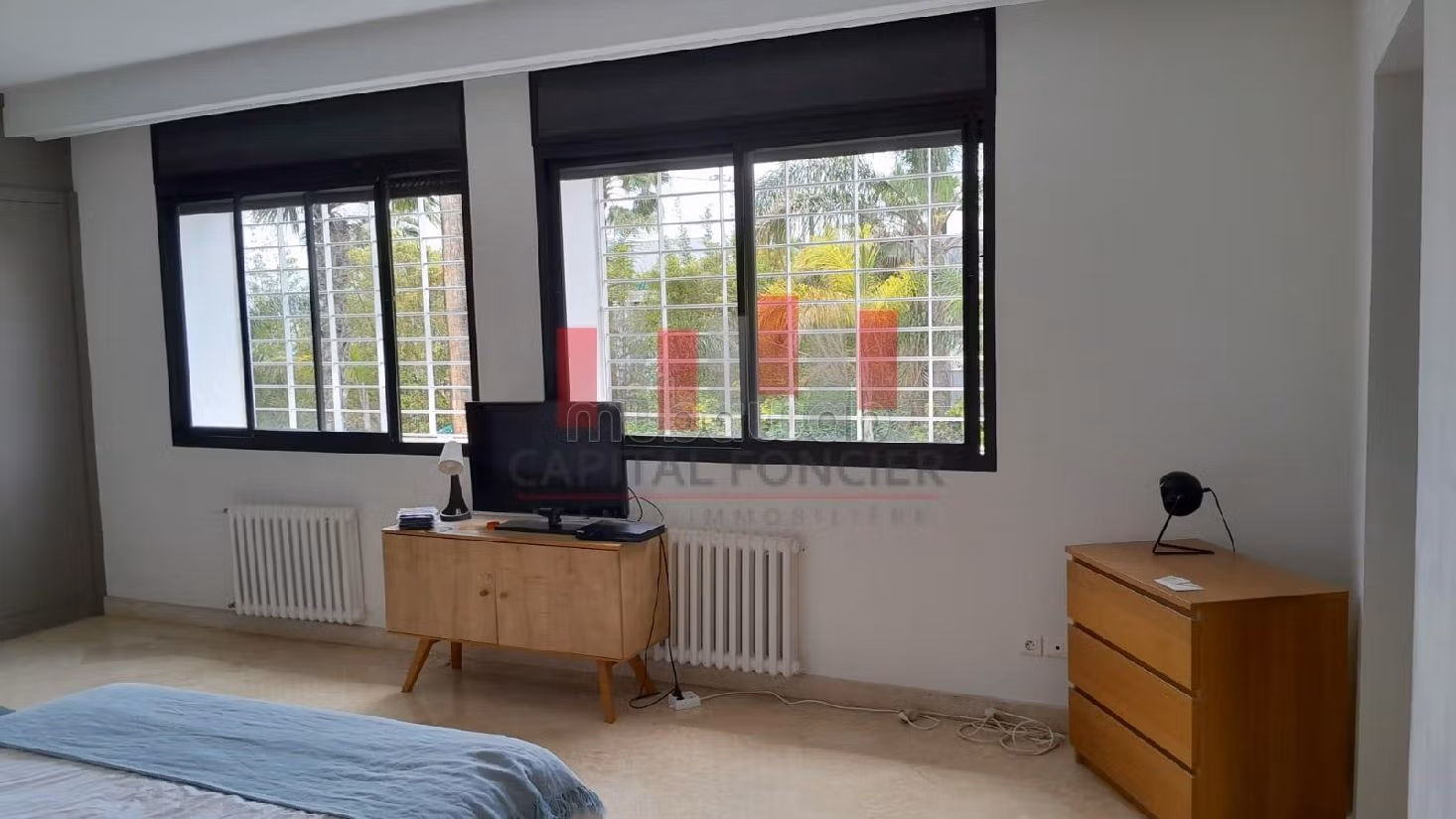 High quality villa rental in Ferme Bretonne Hay Arraha. 4 large living areas. Usable fireplace, caretaker service