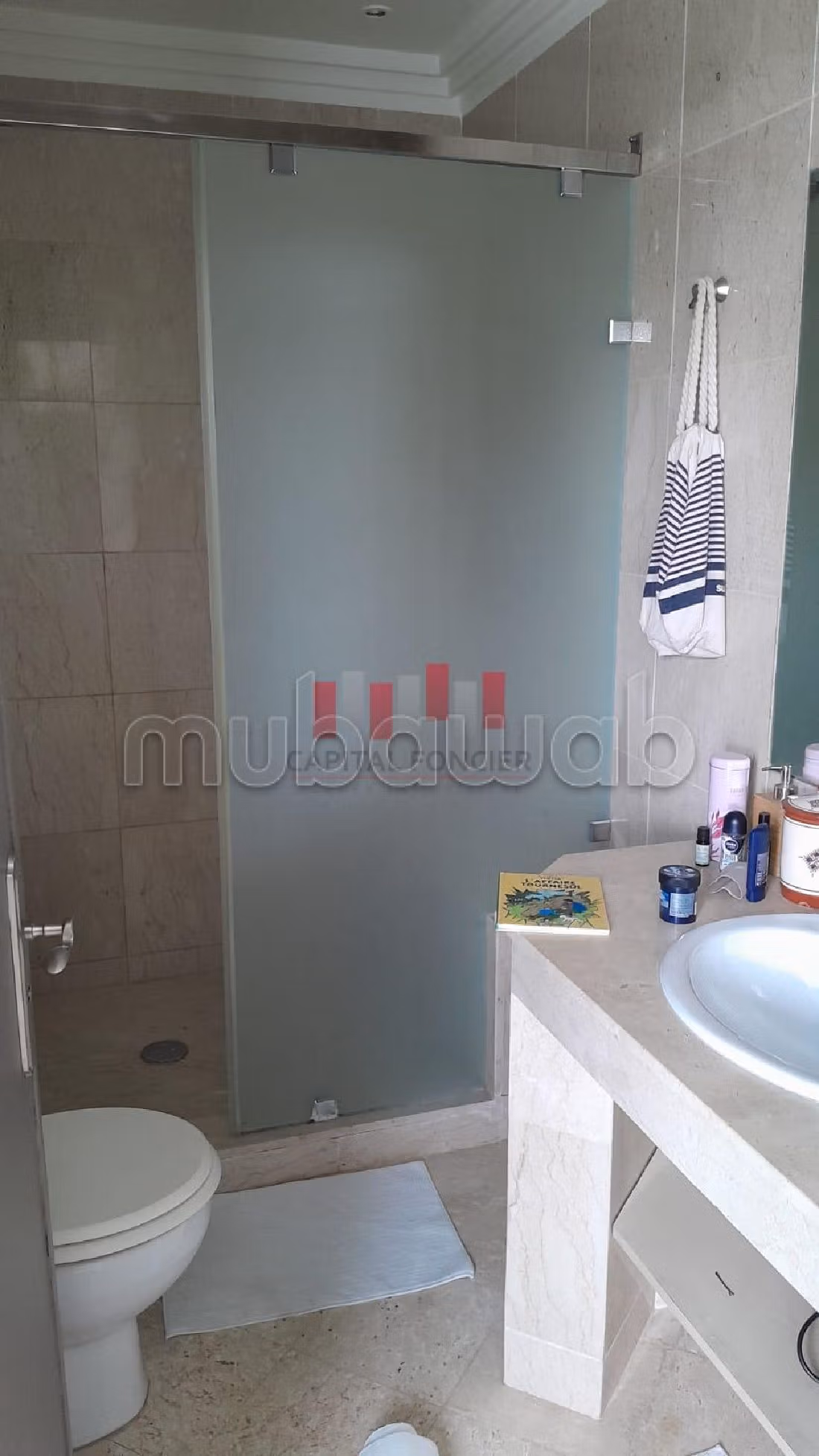 High quality villa rental in Ferme Bretonne Hay Arraha. 4 large living areas. Usable fireplace, caretaker service