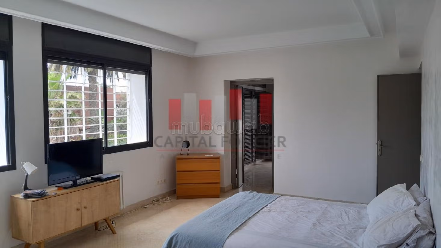 High quality villa rental in Ferme Bretonne Hay Arraha. 4 large living areas. Usable fireplace, caretaker service