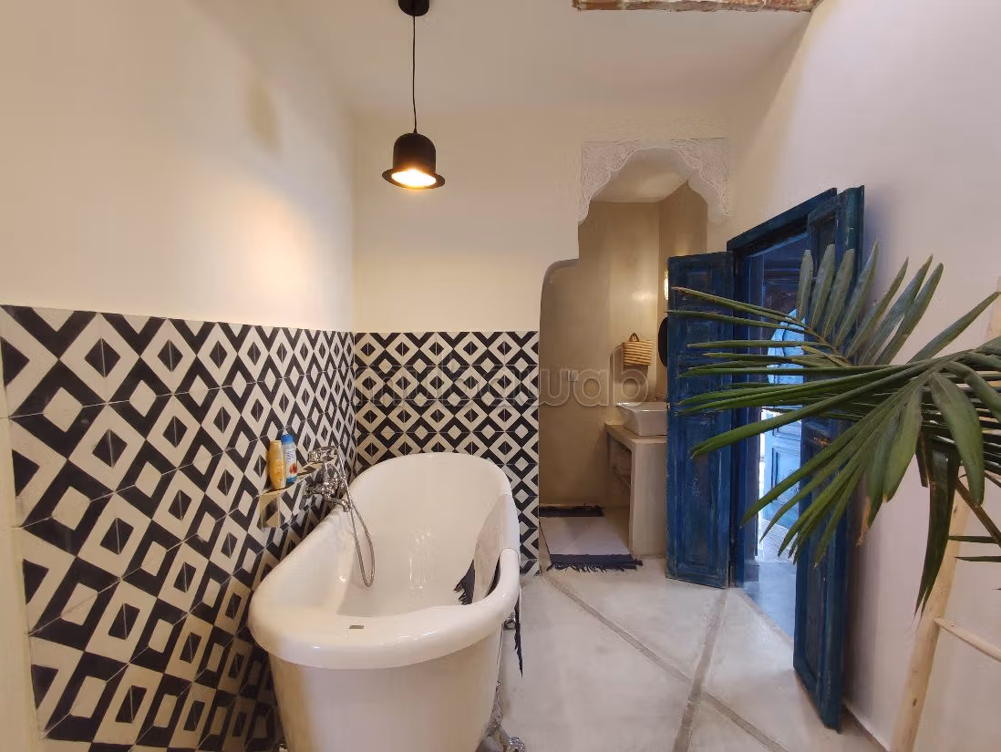 Meraviglioso riad in vendita a Assouel. 7 locali. Piscina e condizionatore