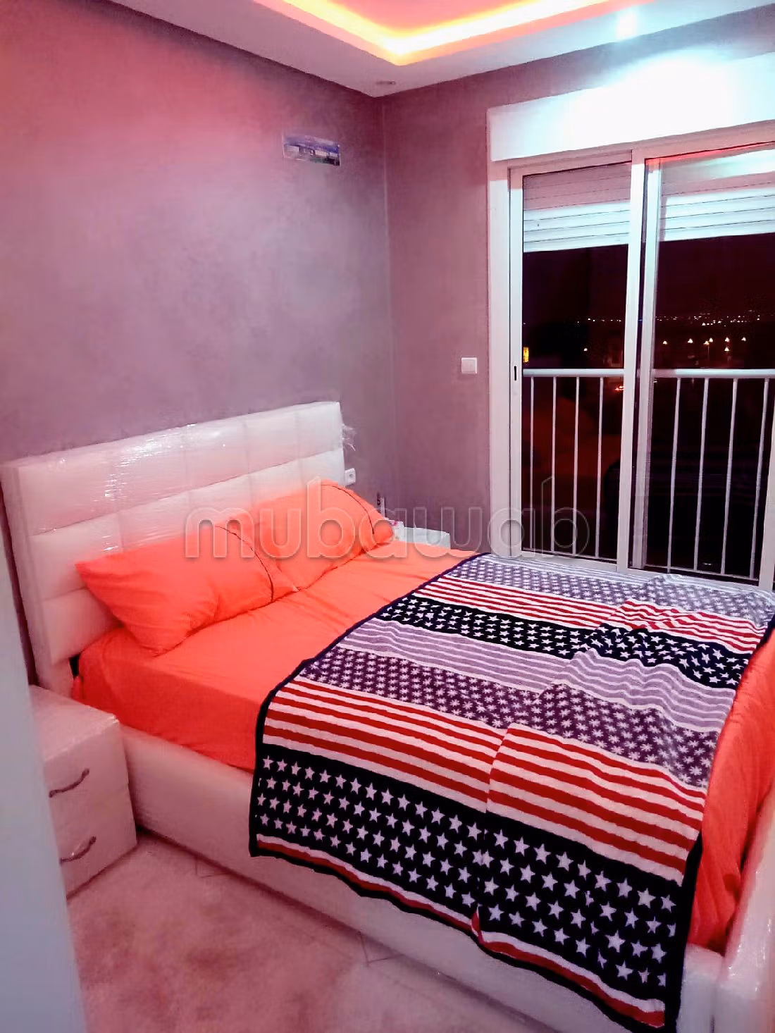 Apartments for rent in La prairie. Total area 111 m². Usable fireplace, caretaker service.