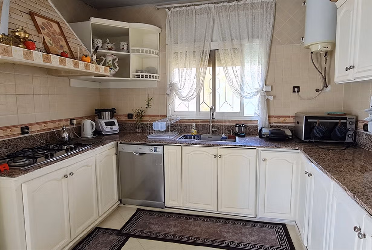 Location villa meuble 3ch val fleuri kenitra b2612