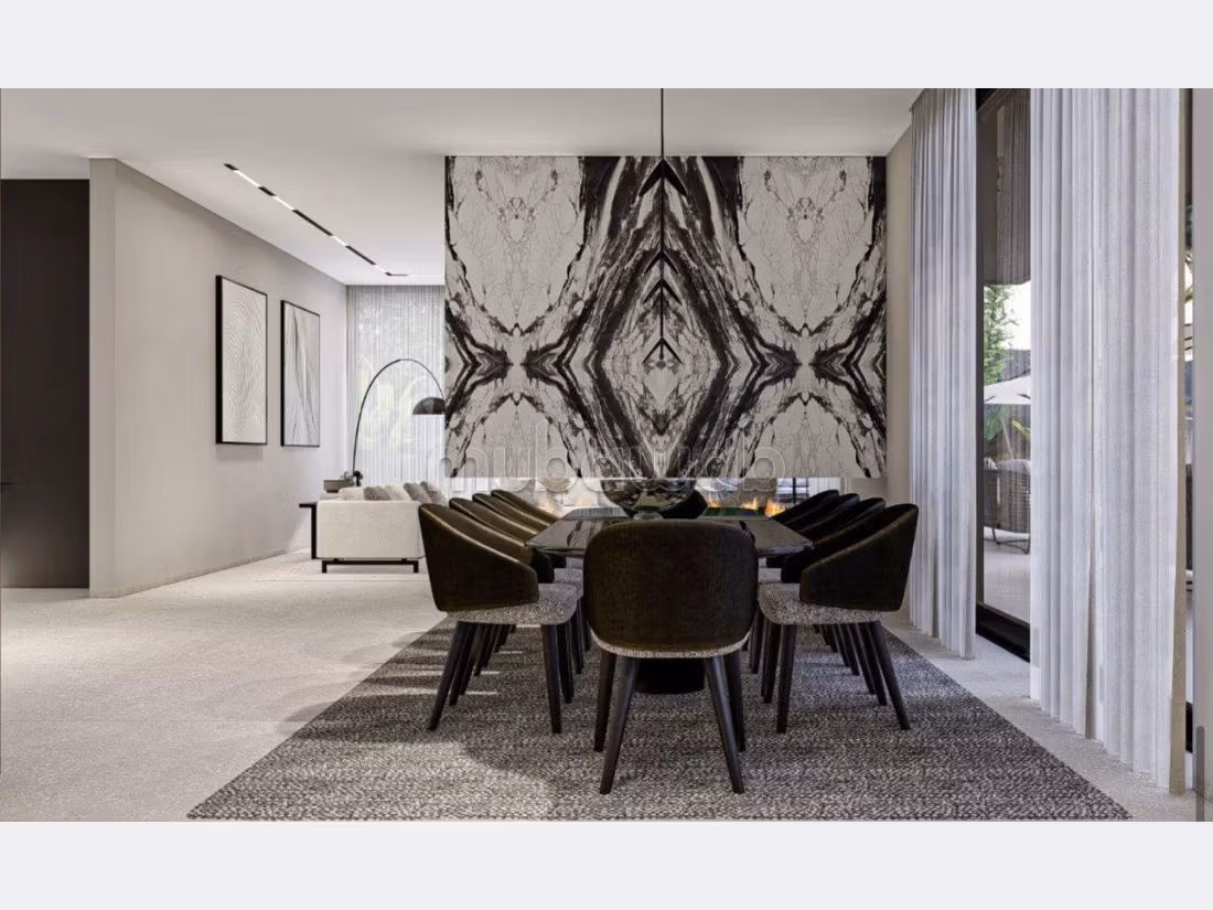 Luxury home for sale. Surface area 481 m². Closed residence. 