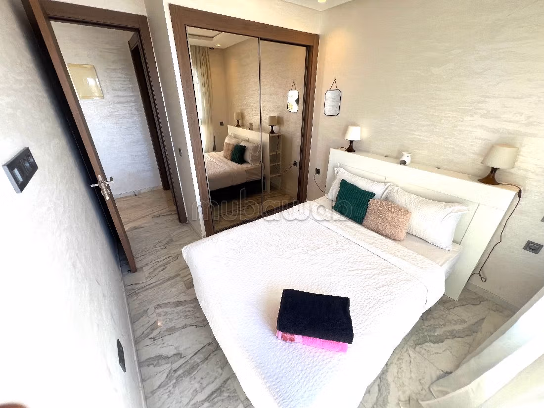 Appartamento in affitto a CIL (Hay Salam). 2 locali spaziosi. Ascensore e posto auto. 