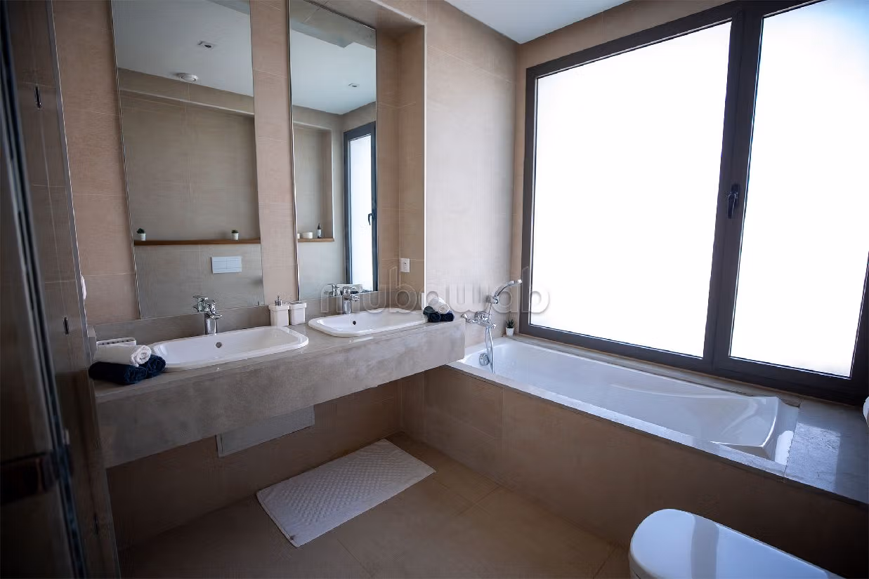 فيلا ممتازة للبيع بالمنزه. المساحة الإجمالية 680 م²