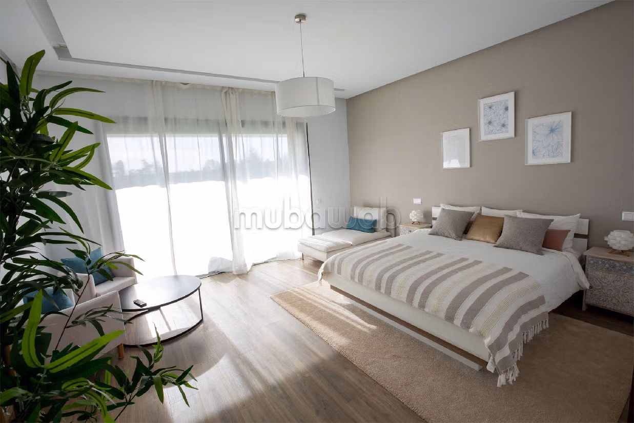 فيلا ممتازة للبيع بالمنزه. المساحة الإجمالية 680 م²