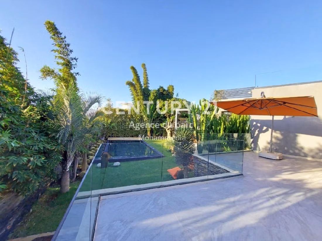 Acquista casa a La Siesta. 4 locali. Arredato