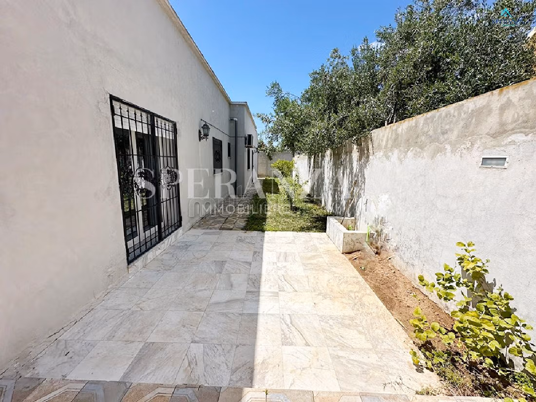 Luxury house for rent in Hammamet. 3 lovely rooms. Fully furnished