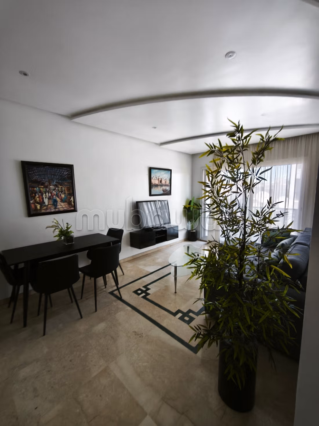 Appartement meublé bien situé — 4
