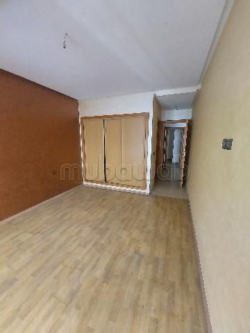 Apartment for sale in Beauséjour. 2 lovely rooms. No Lift. 