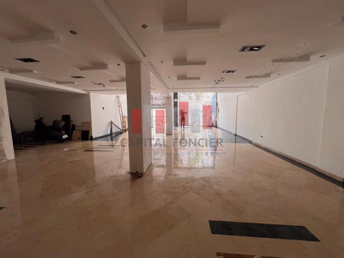 Magnífico restaurante equipado a la venta Anfa