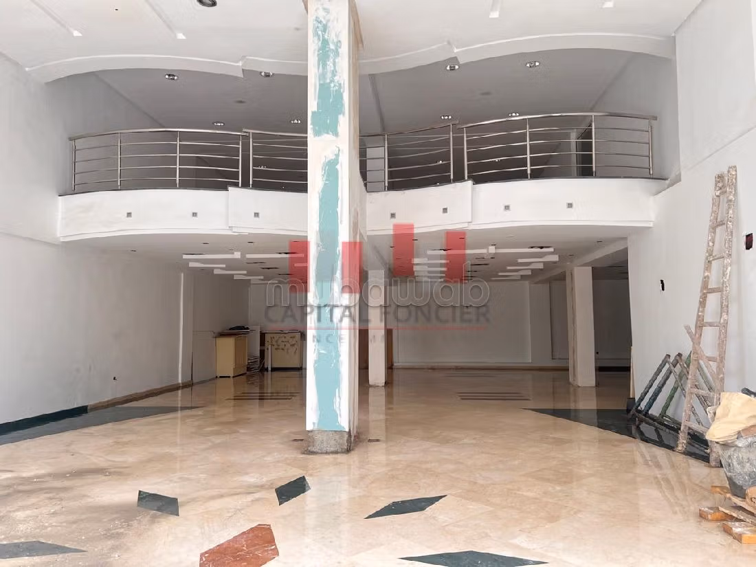 Local commercial premium de 330m2 à la location Bd Massira