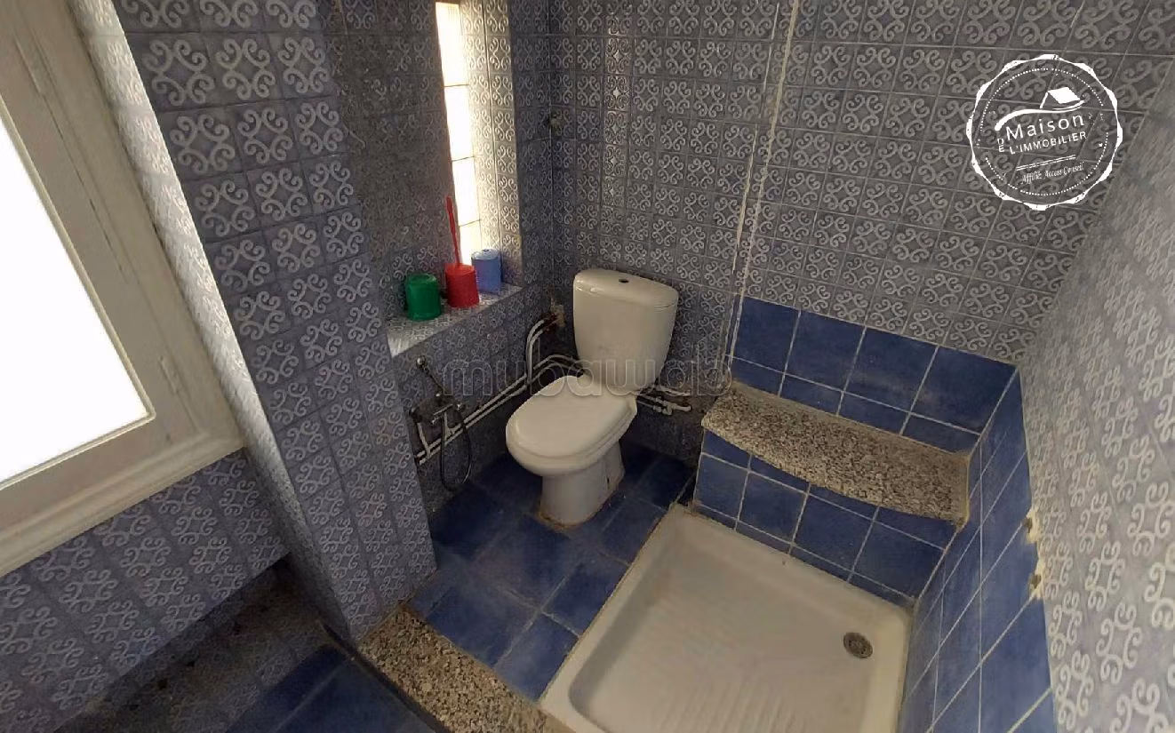A louer appartement 200 m² hall 7 à belvédère