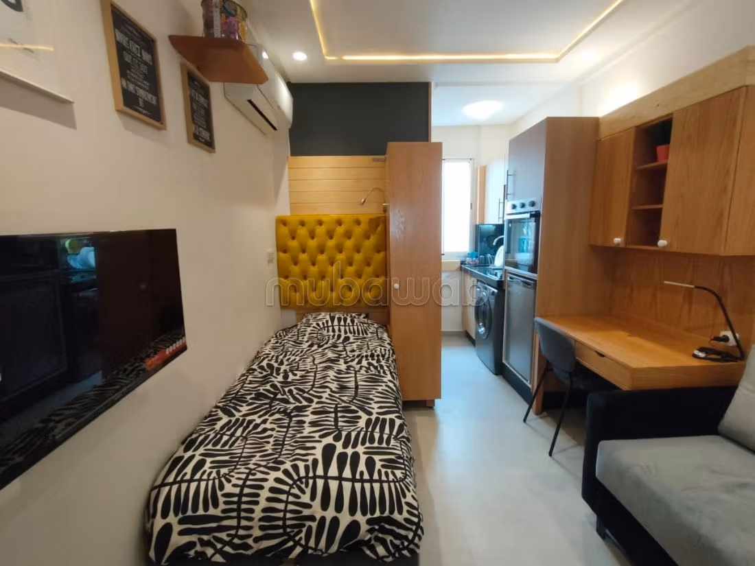 شقة جميلة للكراء ب بوركون الغربي. 1 جزء. مفروشة