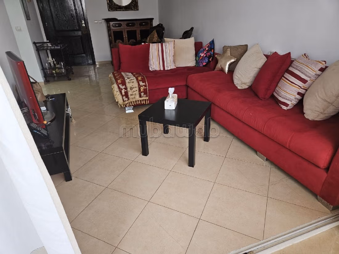 Lovely apartment for rent. 4 large living areas. Fully furnished. 