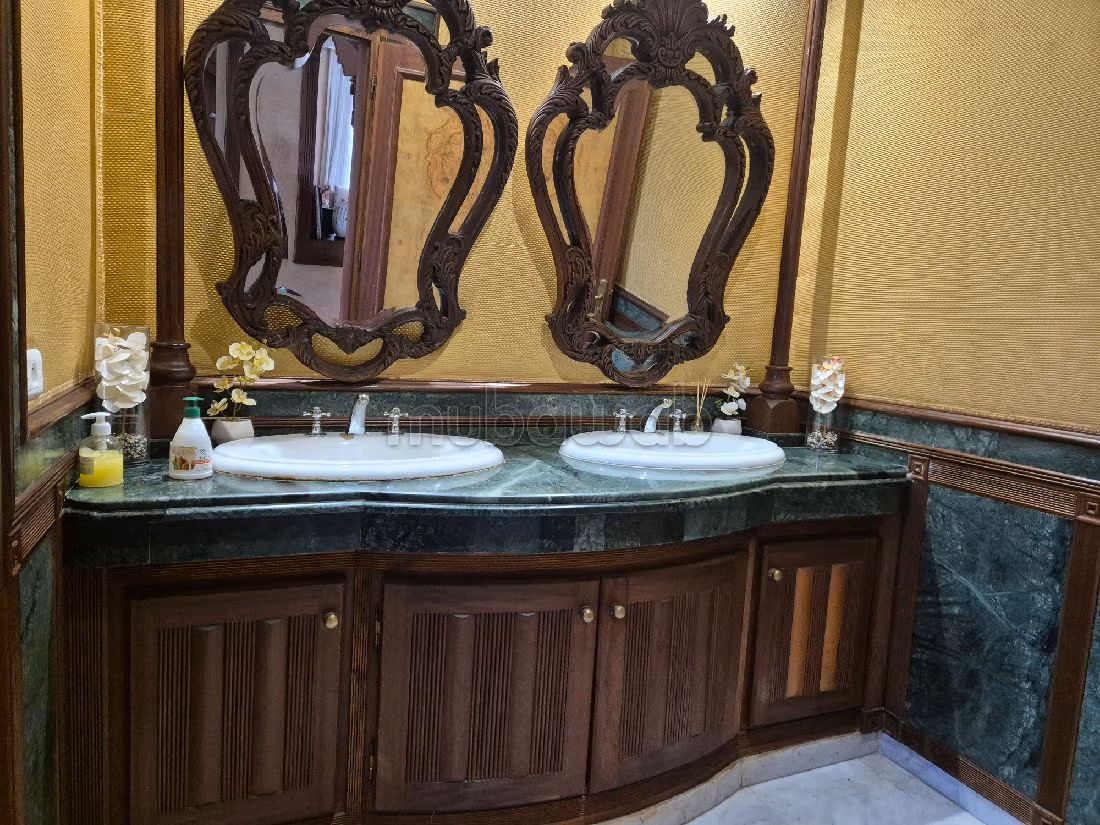 Villa di lusso in vendita a Californie. Superficie 1200 m². Giardino e garage. 