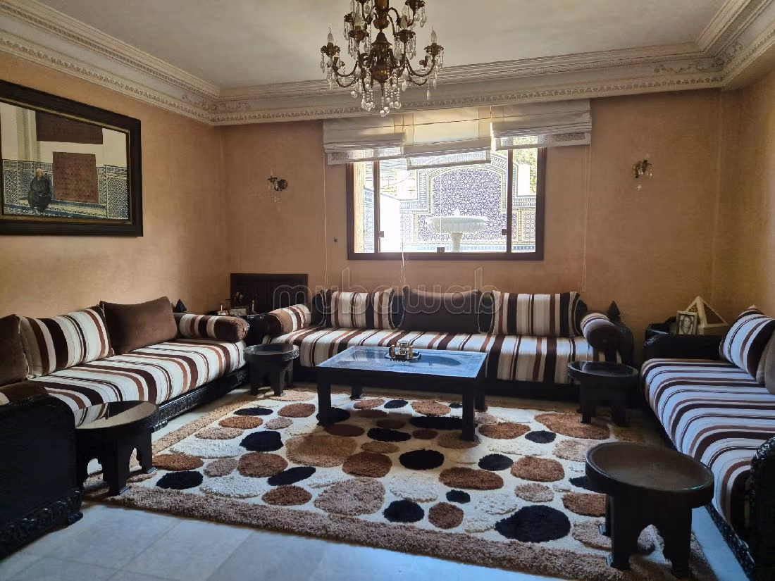 Villa di lusso in vendita a Californie. Superficie 1200 m². Giardino e garage. 