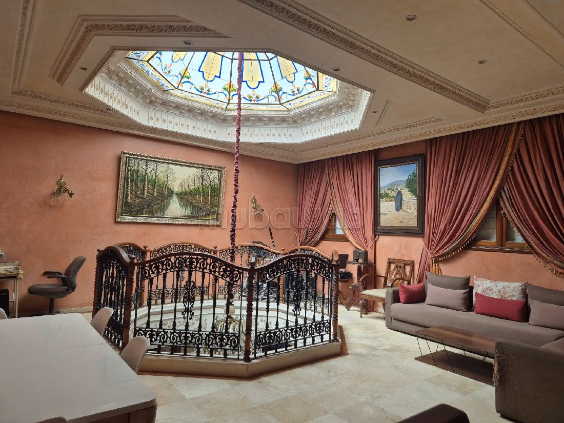 Villa di lusso in vendita a Californie. Superficie 1200 m². Giardino e garage. 