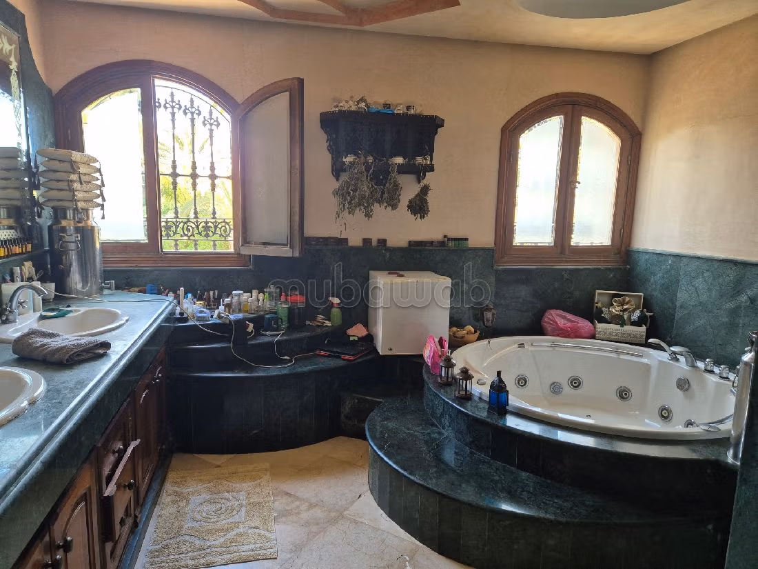 Villa di lusso in vendita a Californie. Superficie 1200 m². Giardino e garage. 